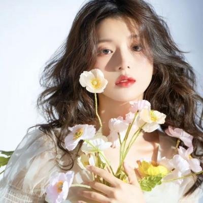 艳妻扮婢记